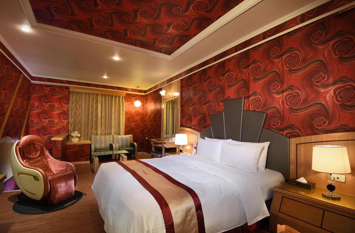 Natoli Motel Tainan Exterior photo